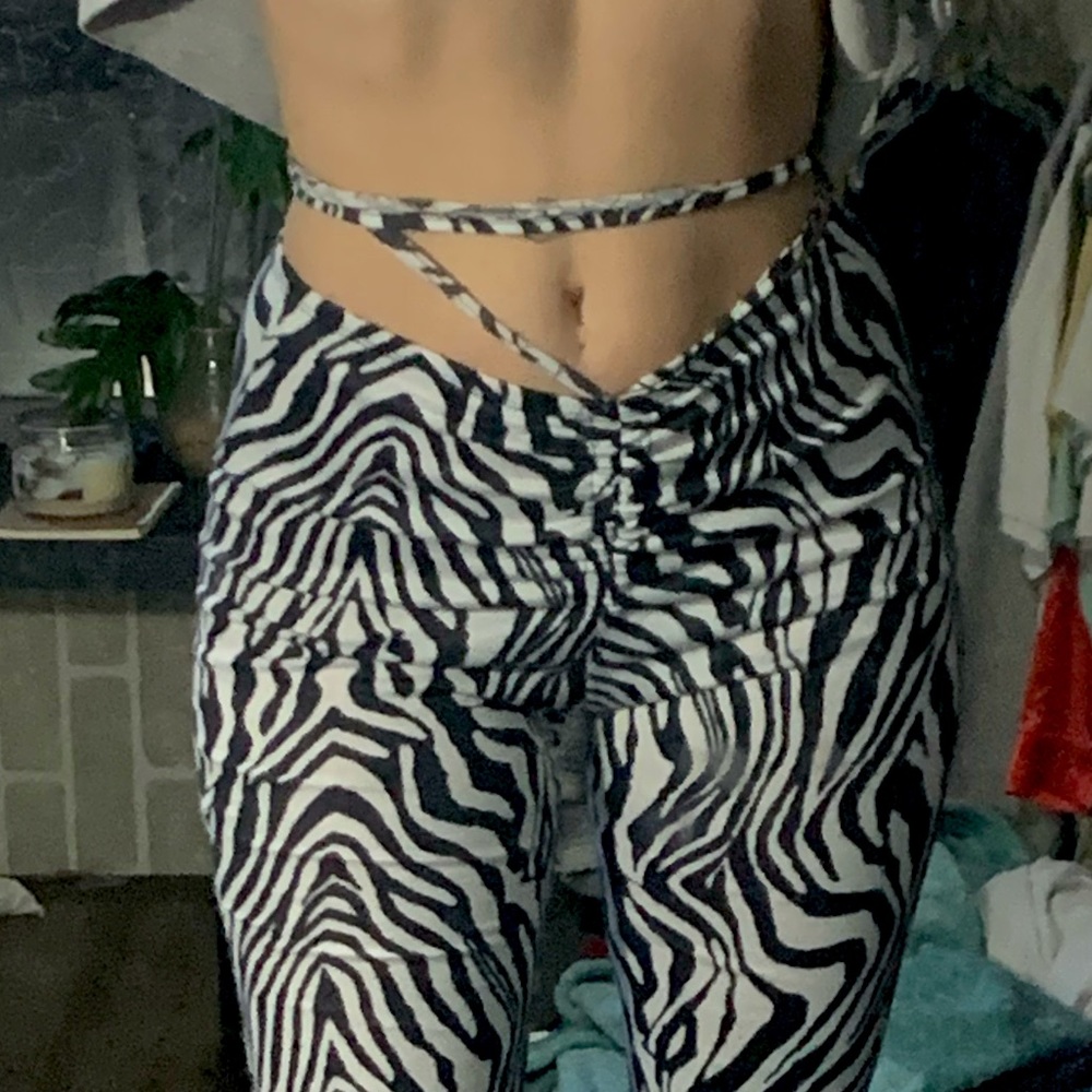 Cross Cross Tie Back Zebra Pants